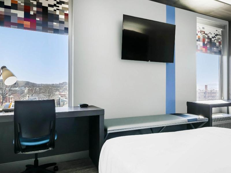 Aloft Newport On The Levee image