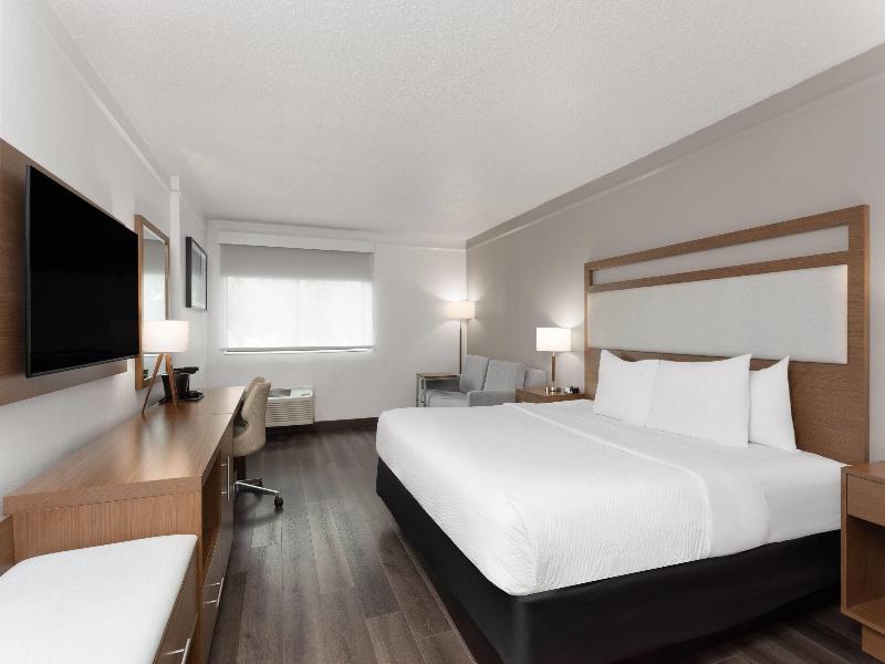 La Quinta By Wyndham Ft Lauderdale Cypress Creek image