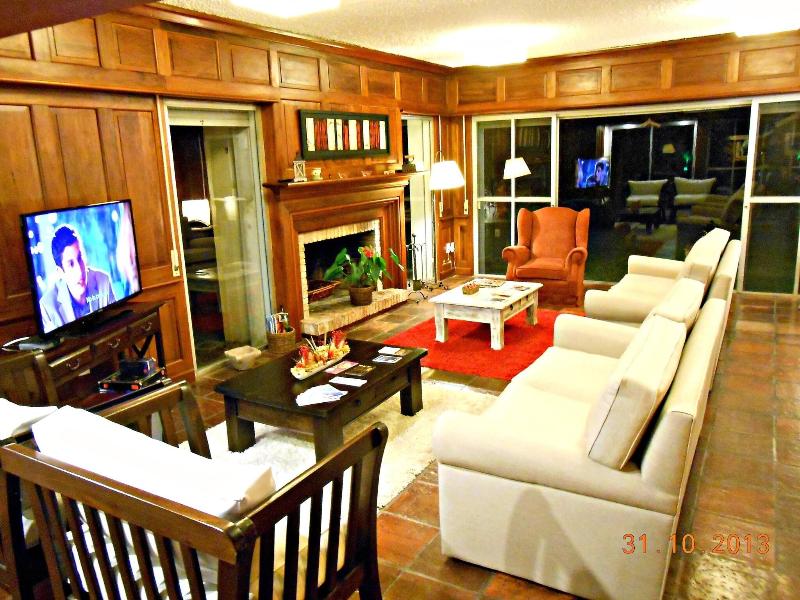 Petit Chateau Hotel Boutique image