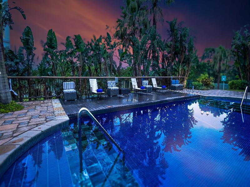 Hemingways Hotel image