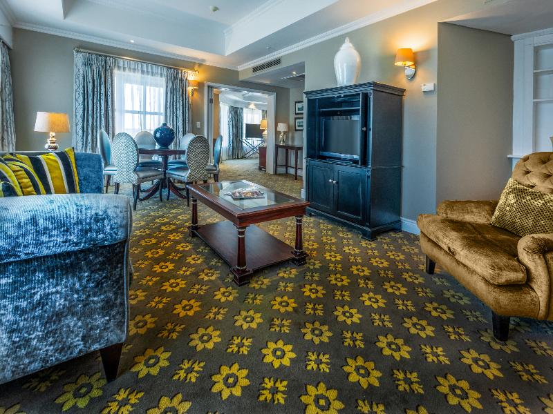 Hemingways Hotel image