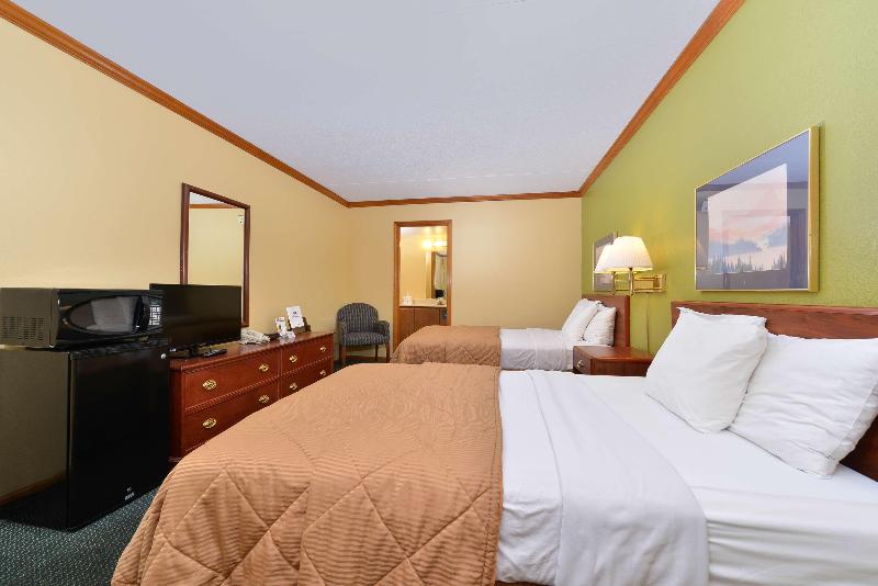 Americas Best Value Inn Maumee Toledo photo 13