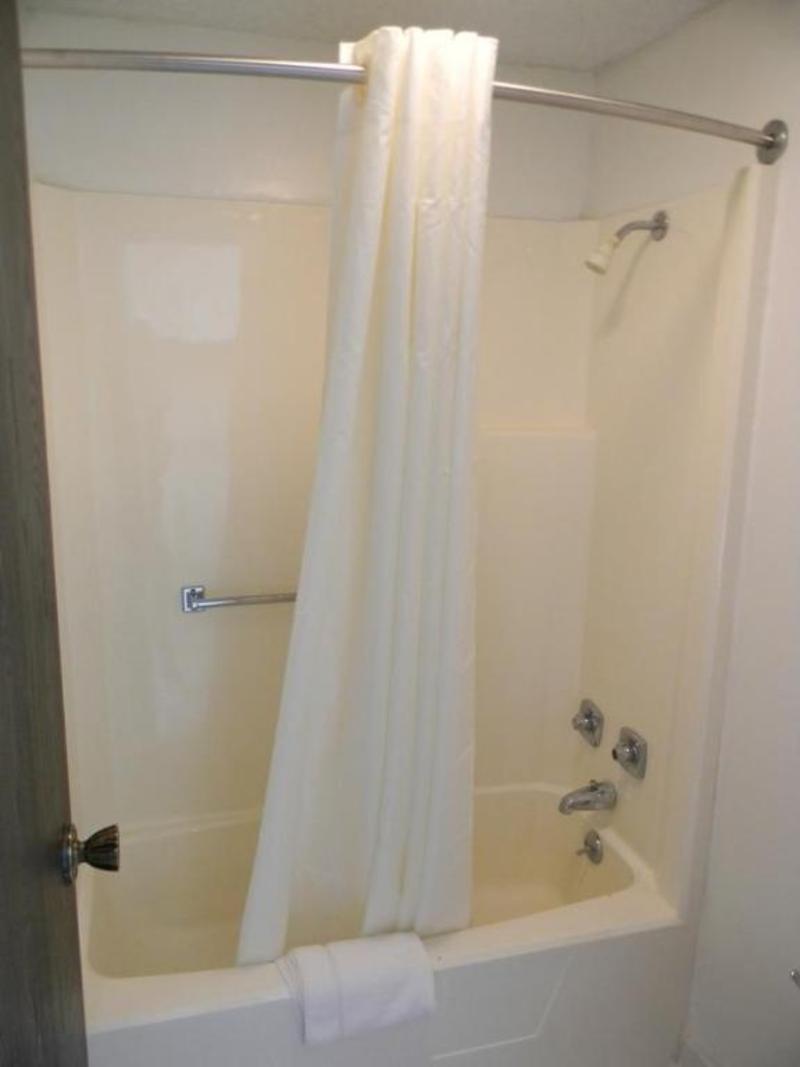 Americas Best Value Inn-Heath/Newark image