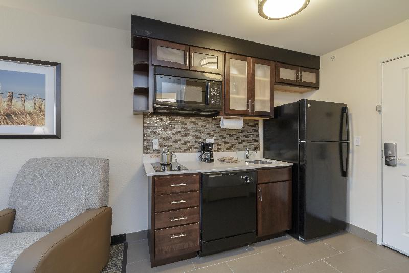 Candlewood Suites Mishawaka photo 21
