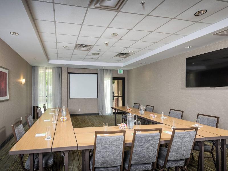 Courtyard By Marriott Bangor image