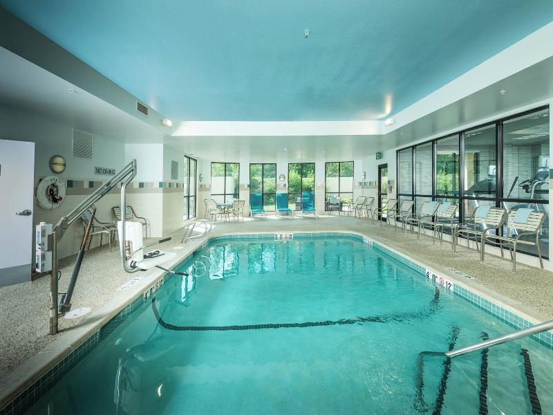 Courtyard By Marriott Bangor image