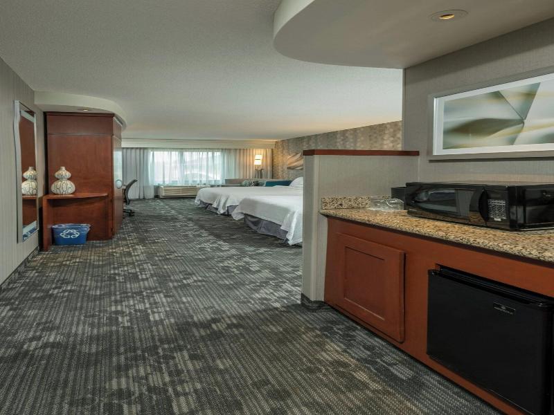 Courtyard By Marriott Bangor image