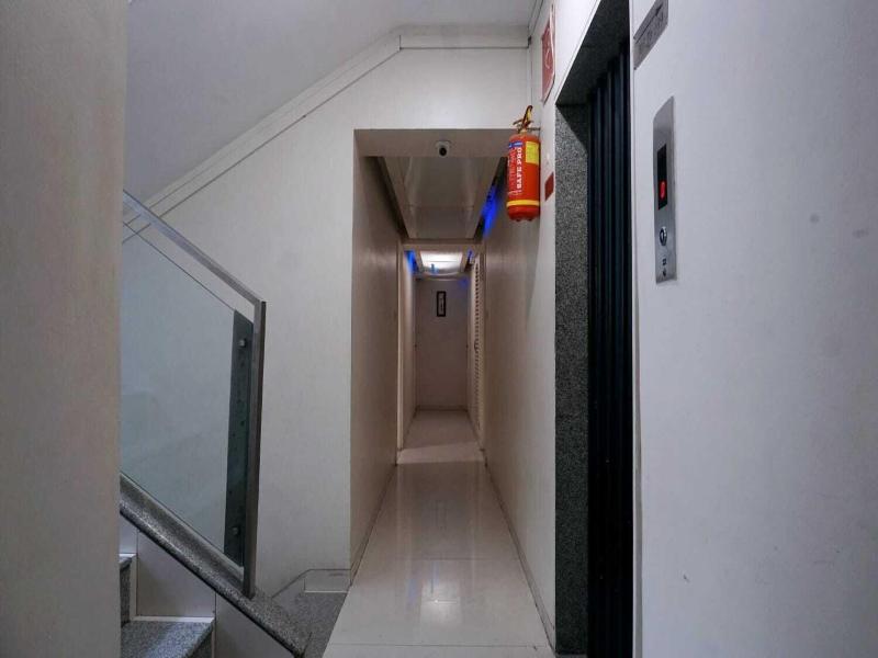 Executive Residency Hotel image