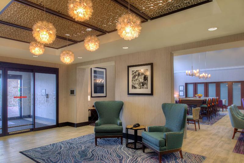 Hampton Inn & Suites Wixom image