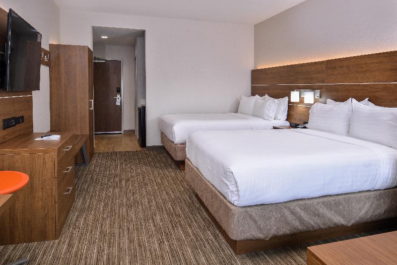 Holiday Inn Express & Suites Siloam Springs By IHG photo 23