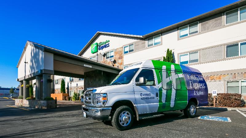 Holiday Inn Express & Suites Everett image