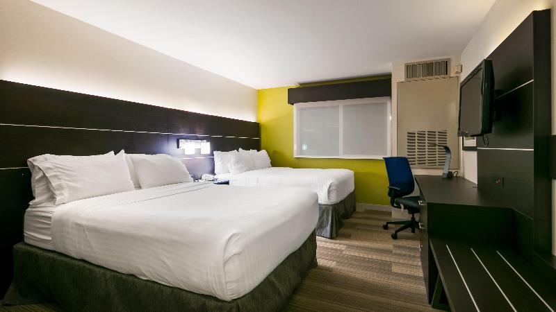 Holiday Inn Express & Suites Everett image