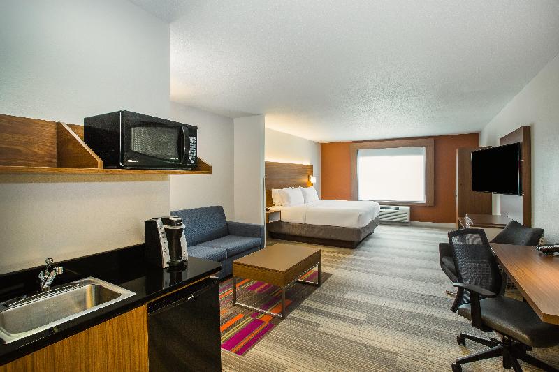 Holiday Inn Express Suites Bellevue Omaha Area photo 21
