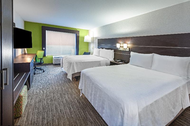 Holiday Inn Express New Orleans East photo 14
