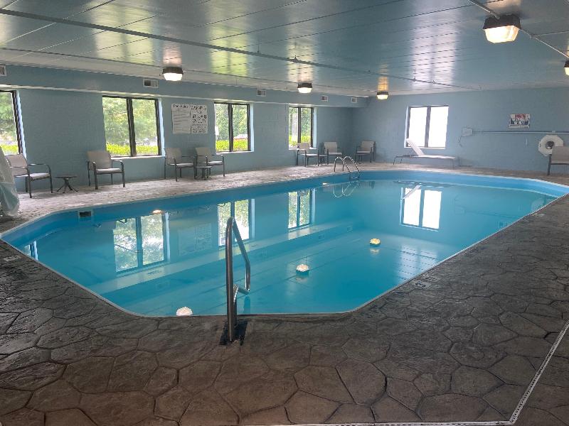 Holiday Inn Express & Suites Columbus Airport IHG image