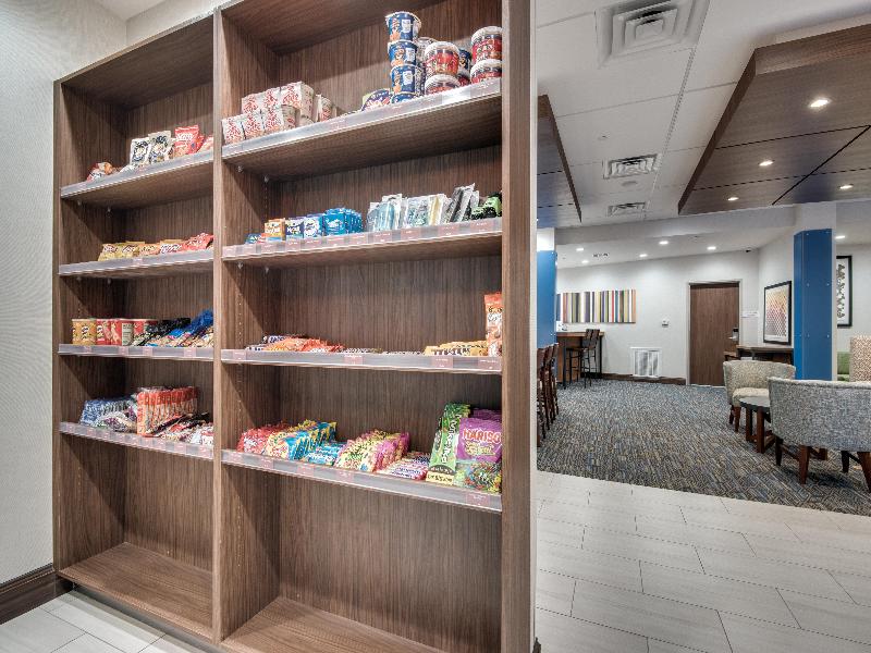 Holiday Inn Express Suites Dallas North Addison image