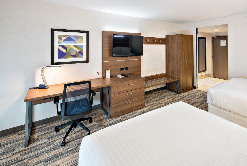 Holiday Inn Express North Red Deer