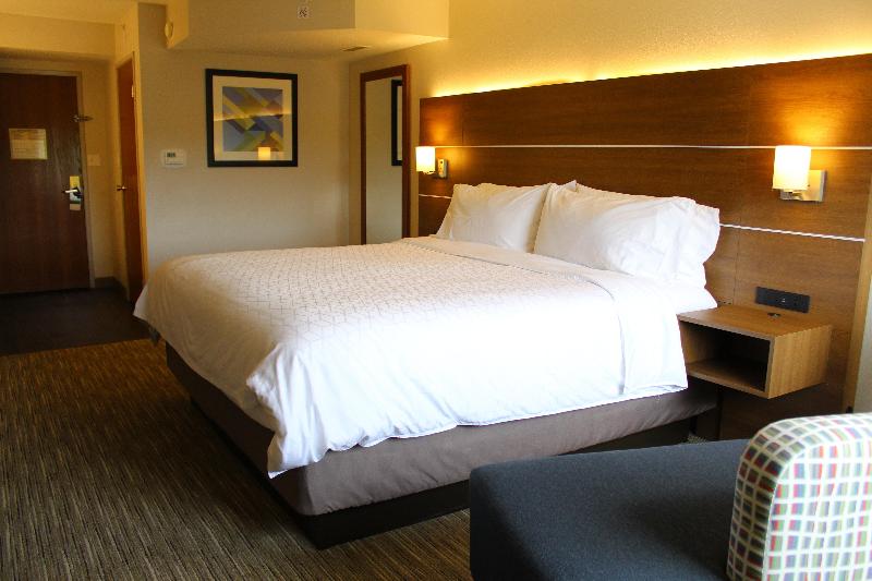 Holiday Inn Express Murrysville-Delmont By IHG photo 17