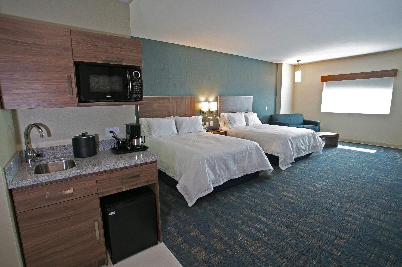 Holiday Inn Express and Suites MEXICALI