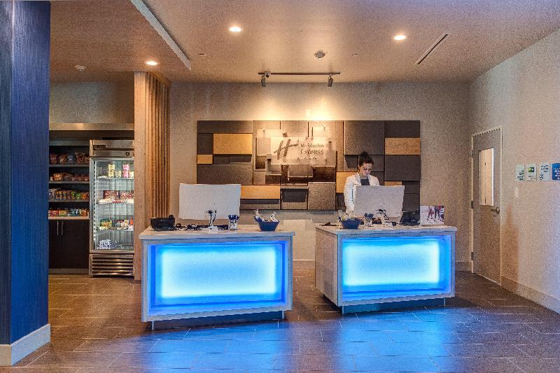 Holiday Inn Express Suites Gatesville N Ft Hood image