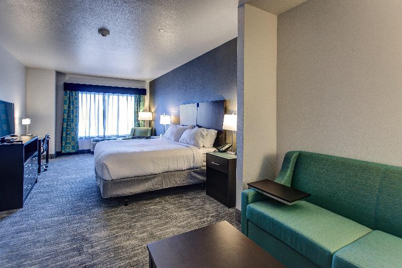 Holiday Inn Express Suites Gatesville N Ft Hood image