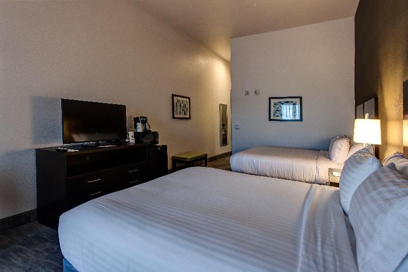 Holiday Inn Express Suites Gatesville N Ft Hood image
