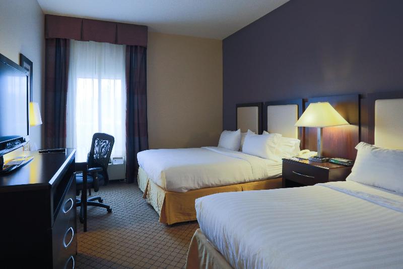 Holiday Inn Express & Suites Blythewood By IHG image