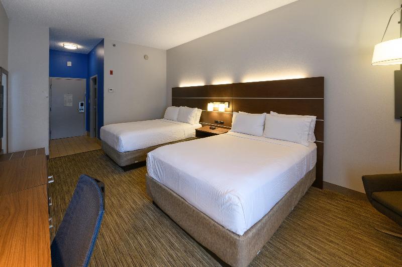 Holiday Inn Express & Suites Blythewood By IHG image
