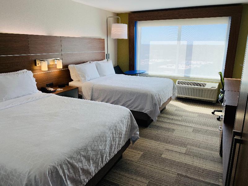 Holiday Inn Express Suites Moore photo 21