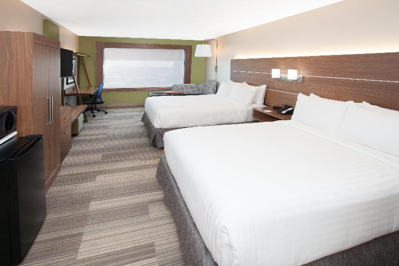 Holiday Inn Express Suites Sterling Heights Detroi photo 15