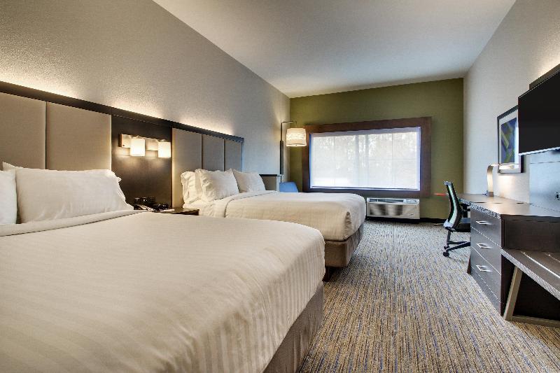Holiday Inn Express Suites Charleston Ne Mt Pleasa