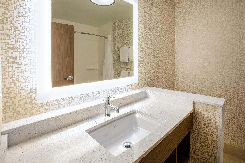 Holiday Inn Express Suites Indianapolis Ne Noblesv photo 21