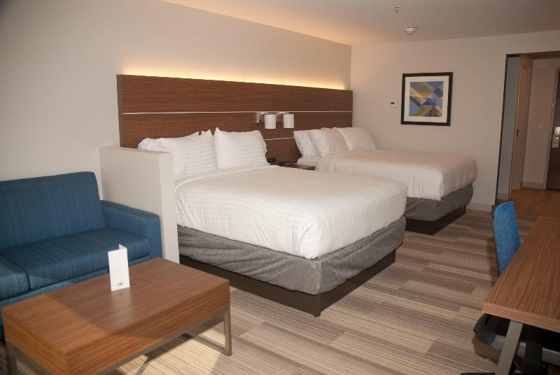 Holiday Inn Express Hotel Suites Decatur photo 21