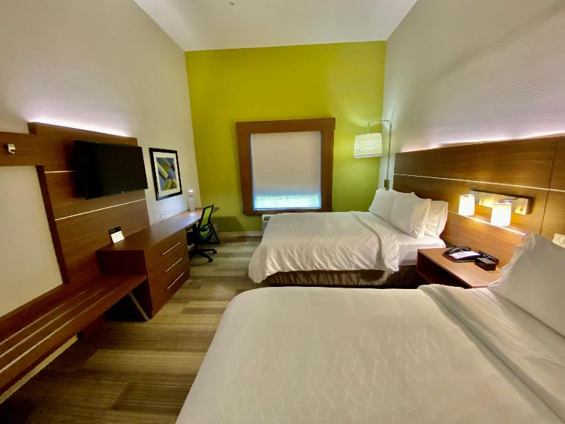 Holiday Inn Express PinevilleAlexandria Area image