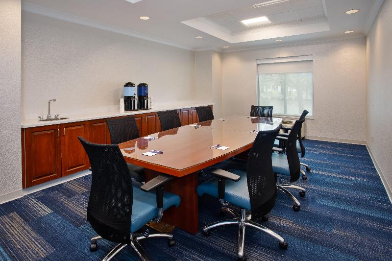 Holiday Inn Express Suites Rochester Webster image