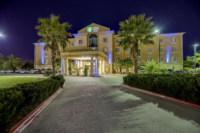 Holiday Inn Express Suites Huntsville image