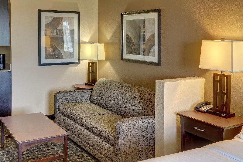 Holiday Inn Express Suites Huntsville image