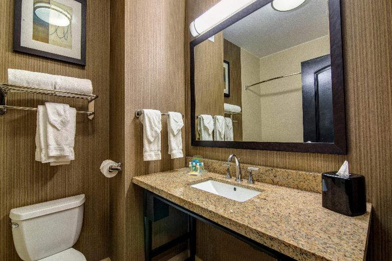 Holiday Inn Express Suites Huntsville image