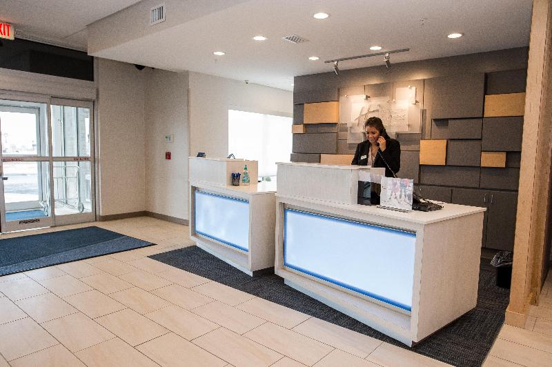 Holiday Inn Express & Suites Marietta By IHG image