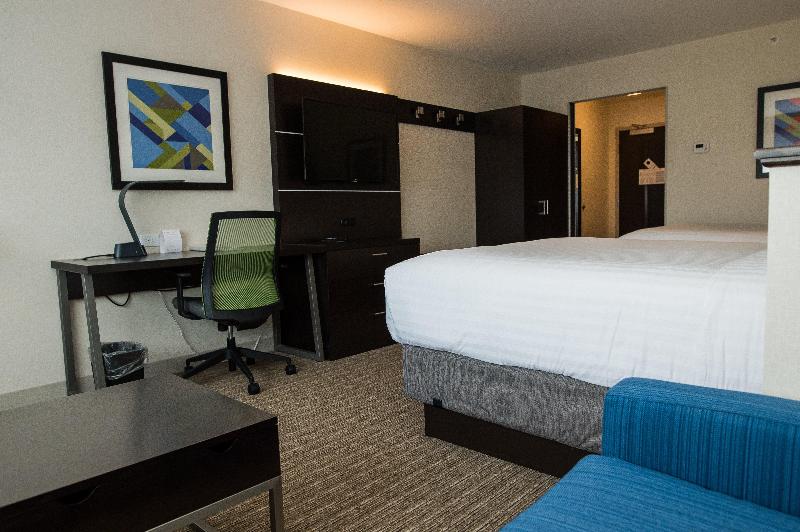 Holiday Inn Express & Suites Marietta By IHG image