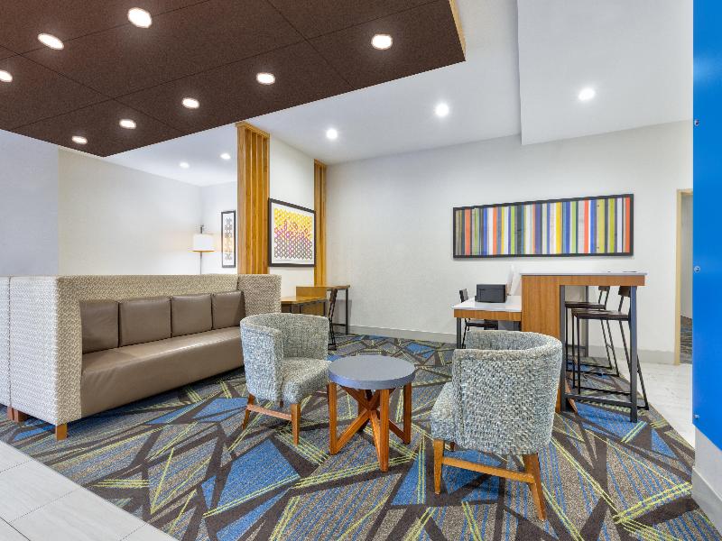 Holiday Inn Express & Suites Amarillo South