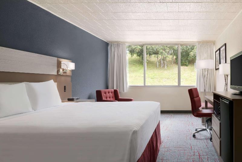 Ramada Uniontown