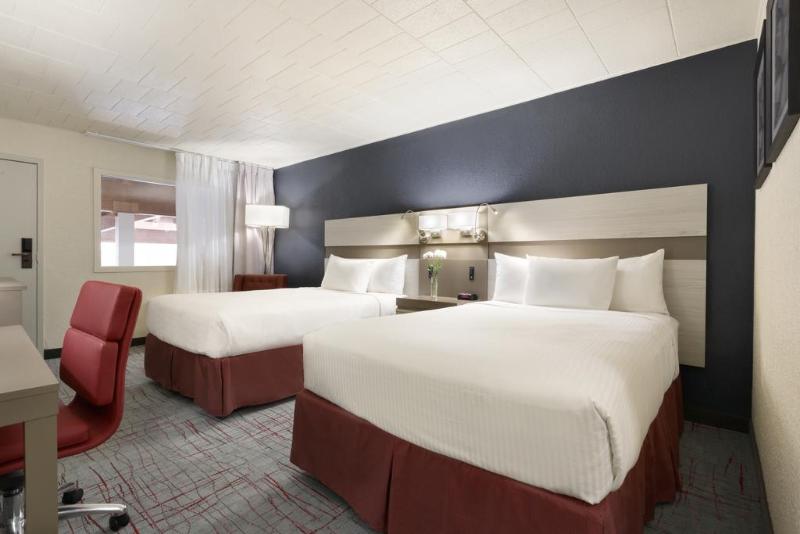 Ramada Uniontown image