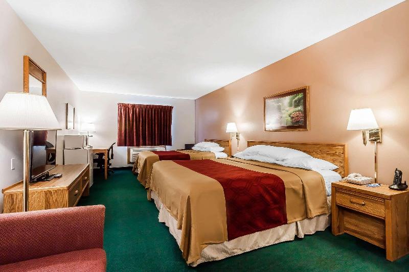 Rodeway Inn Holdrege image