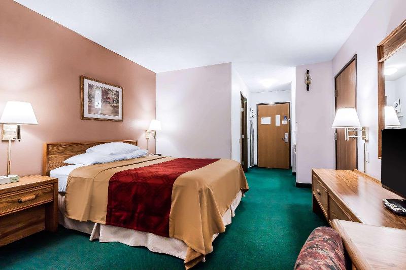Rodeway Inn Holdrege image
