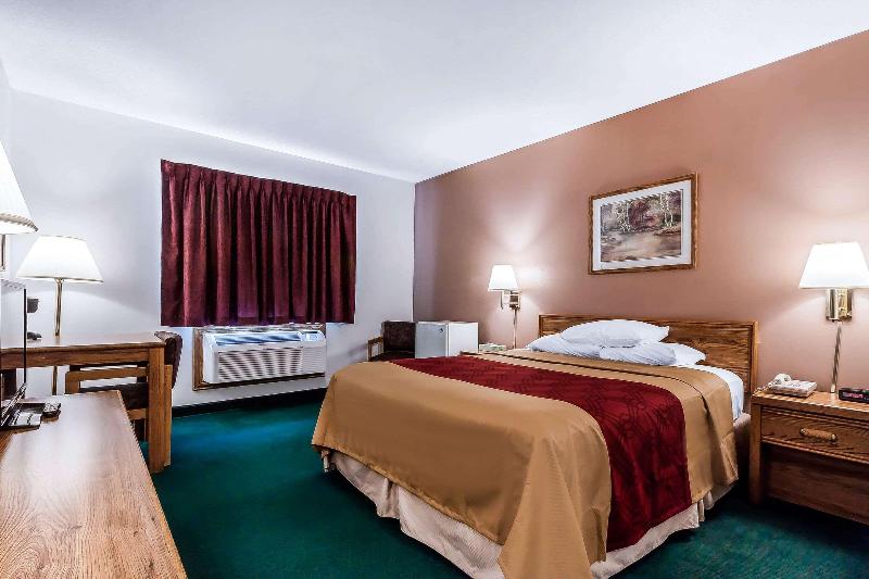 Rodeway Inn Holdrege image