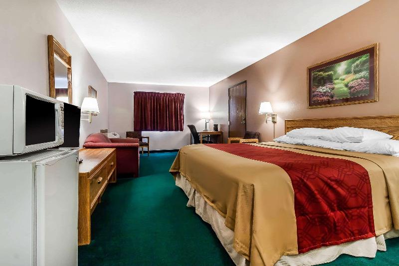 Rodeway Inn Holdrege image