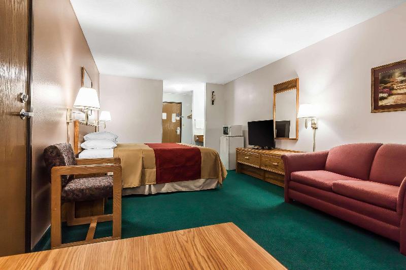 Rodeway Inn Holdrege image