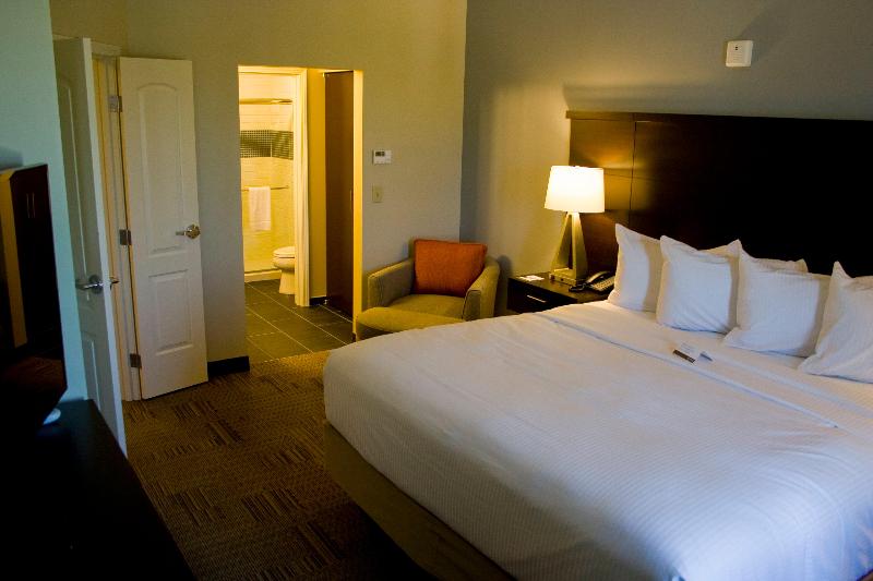 Staybridge Suites Toledo Rossford Perrysburg photo 18