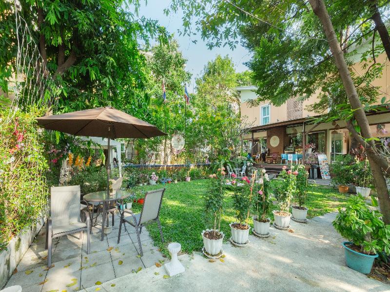 U Tiny Boutique Suvarnabhumi Airport Hotel image
